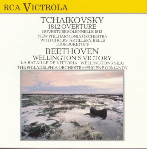 Tchaikovsky: 1812 Overture Igor Buketoff, New Philharmonia Orchestra; Beethoven: Wellington's Victory Eugene Ormandy, The Philadelphia Orchestra [Audio CD]