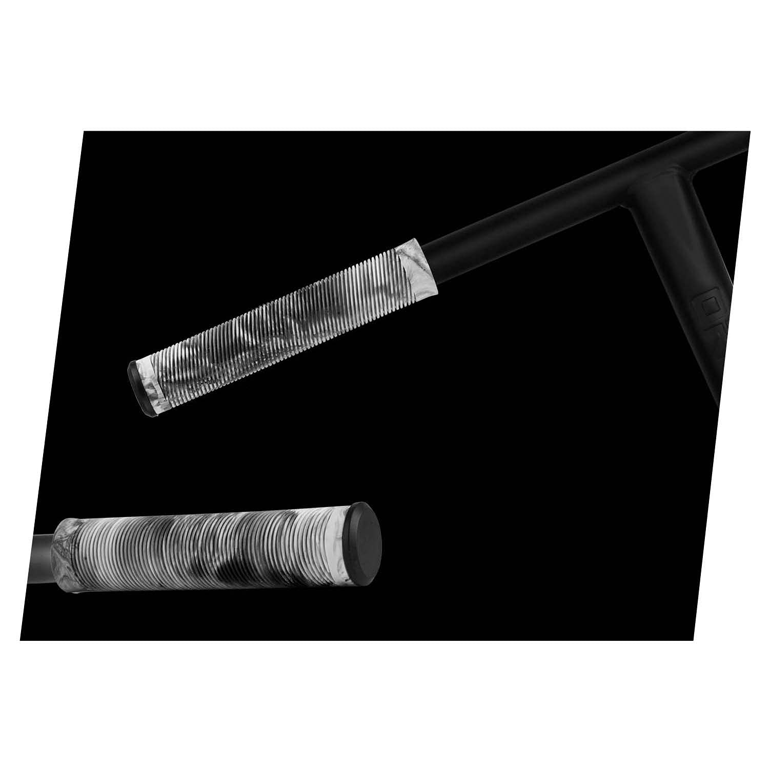Gripy uchwyty do hulajnogi czarno - białe 142mm G3 2 szt.