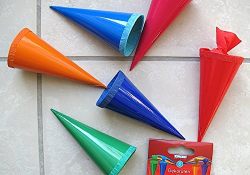 18 coni scuola decorativi (3 x 6 pezzi), 12 cm di