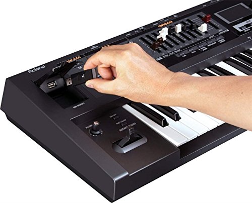 Roland – Vr 09 synthétiseur - Les Beatles, Paul McCartney, John Lennon, RIngo Starr, George Harrison Roland - Vr 09 synthétiseur – Image 5
