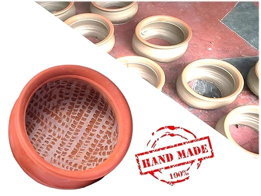 Image of Handmade Keerai Pot & Wooden Mathu Combo | Natural Earthen Pot for Village-Style Cooking | Eco-Friendly & Nutrient-Preserving Mud Pot | 2000 ML Clay Pot for Keerai Kadaiyal & Curry