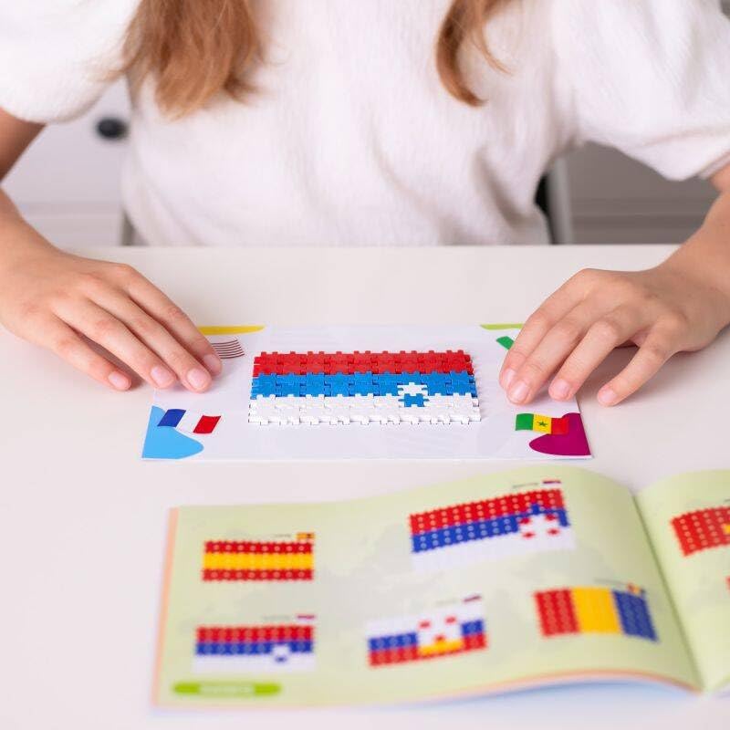Meli Minis Flags Set - 700 bloques de construcción, juguetes creativos para niños a partir de 3 años, construcción de banderas de todo el mundo, instrucciones con 84 banderas, tamaño 21 x 15 cm