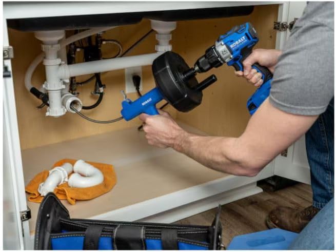 Attaching Power Drill to Auger