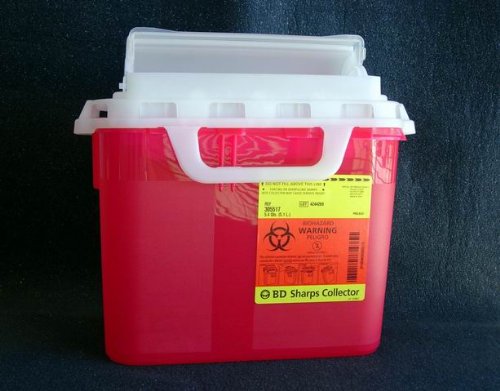 BD Medical 305517 Sharps Collector, Counter Balanced Door, Shape, Red, Pack of 20