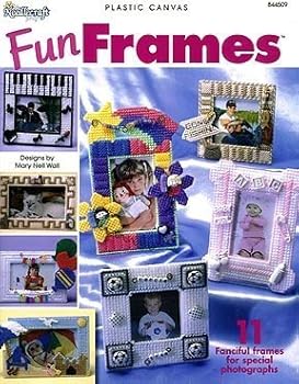 Paperback Plastic Canvas Fun Frames: 11 Fanciful Frames Book