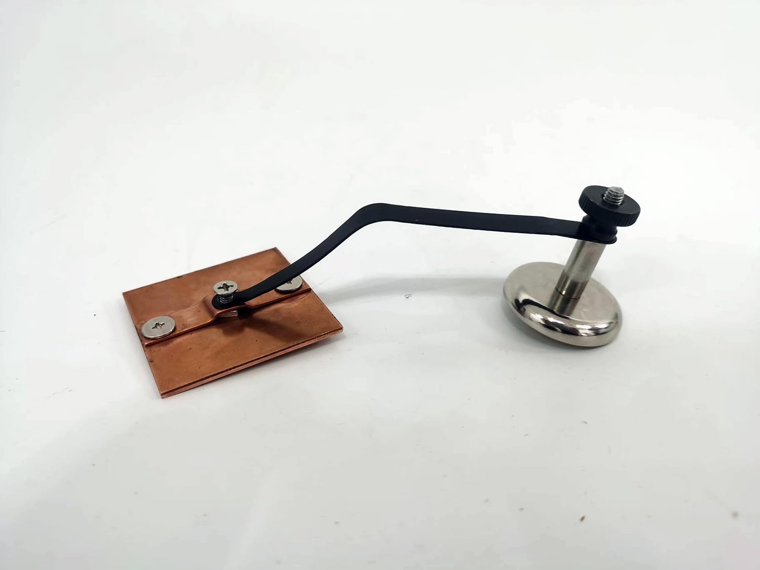 ZREBZYR Welding Tool, Hands Free Weld, Pivoting Magnetic O-Pad Base, Spring Loaded Arm, 2*2inch Heat Dissipating Copper Pad