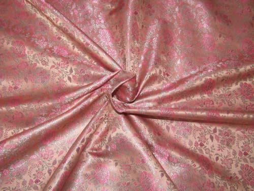Tissu brocart floral pêche pour robe de mariée et cortège
