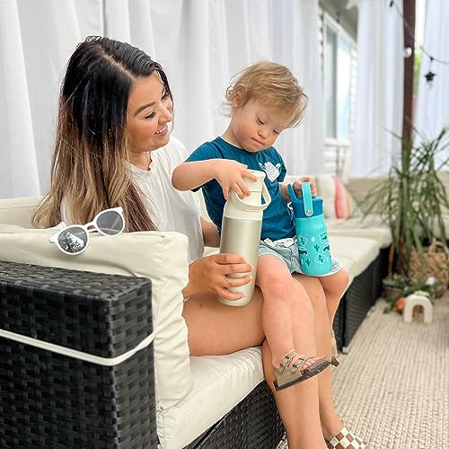 Image of Zak Designs Harmony Water Bottle for Travel or At Home, 32oz Recycled Stainless Steel is Leak-Proof When Closed and Vacuum Insulated with Straw Lid and Carry Handle (Ivory White)