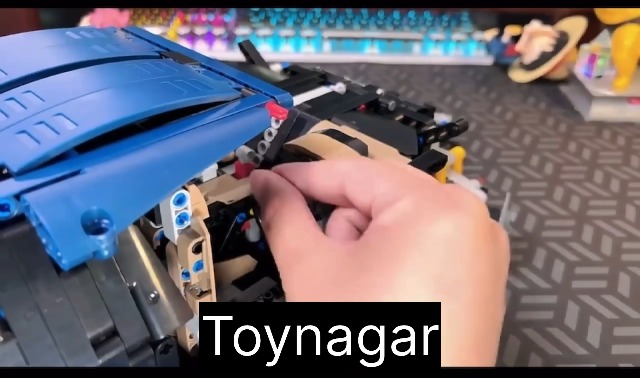 Toynagar 1:8 Scale Sports Car Model | 4031-Piece Building Block