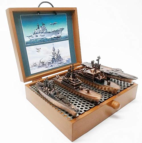Conjunto de 4 Embarcações de época em metal com Porta Aviões