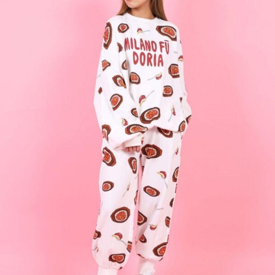 プニュズ サイゼリヤ 総柄 スウェット ミラノ風ドリア サイゼ