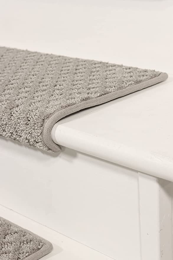 Miniatura 2 de Oak Valley Designs Alfombra redondeada de bullnose para escaleras, tapetes antideslizantes para escaleras de madera, estilo dije de bahía, gris