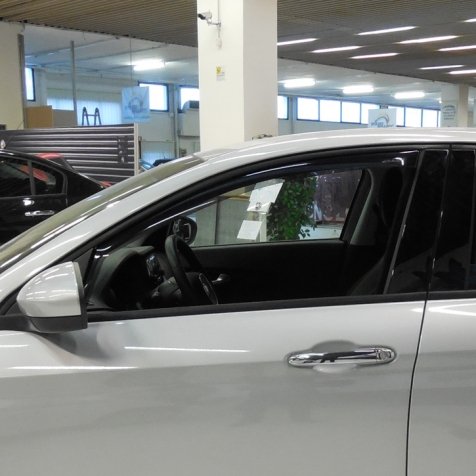 DEFLETTORI FIAT TIPO SEDAN (2015 IN POI) 4 PORTE FARAD SET ANTIVENTO FUME' 12571