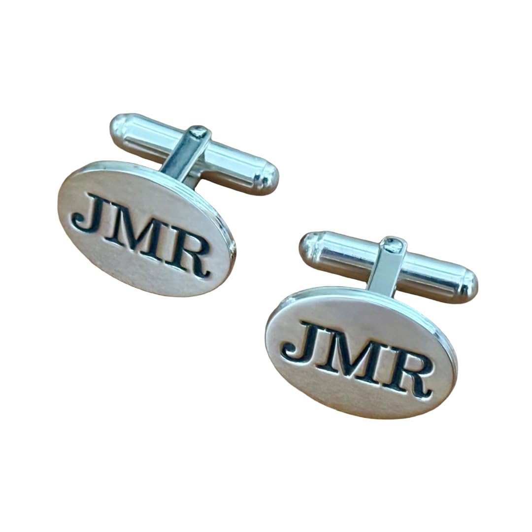 Gemelos para camisa ovalados de Plata de ley personalizados con los textos que tú quieras, podrás crear una joya única perfecta para regalar a novios, padrinos y hombres especiales