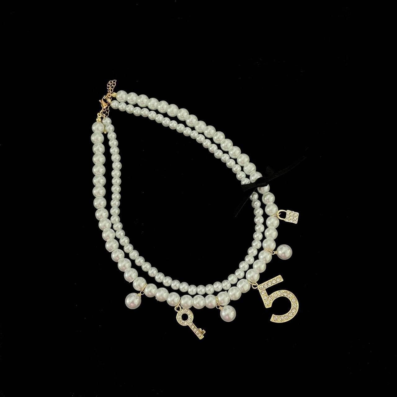 Dainty Simulated Pearls Choker Layered Pearl Necklace Rhinestone Number 5 Dangle Necklace for Women Party Jewelry Gifts - Image 2
