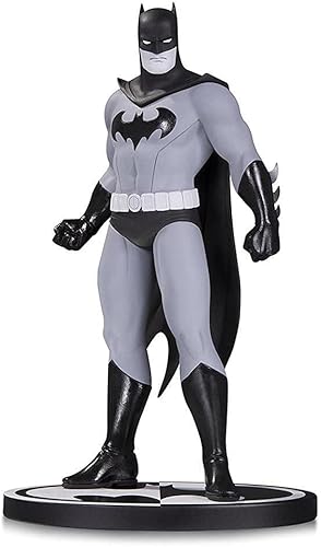 DC Collectibles Batman by Amanda Conner Estatua BlancoNegro