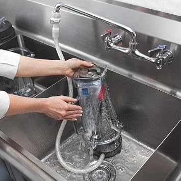 Vitamix 1442 13 5/8 Rinse-O-Matic Blender Container Rinser for 64 oz. خلاط جرار ، أسود