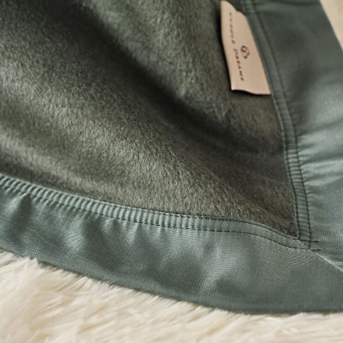 Cuddle Dreams Silk Bed Blanket For All Seasons, Accented With Silk-Charmeuse Border, Naturally Soft, Breathable (Emerald, Twin 66" × 90") #TOP4
