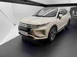 305-109 三菱 1/18 エクリプス クロス  ホワイト Amazon | 三菱 1/18 エクリプスクロス ECLIPSE CROSS ホワイト