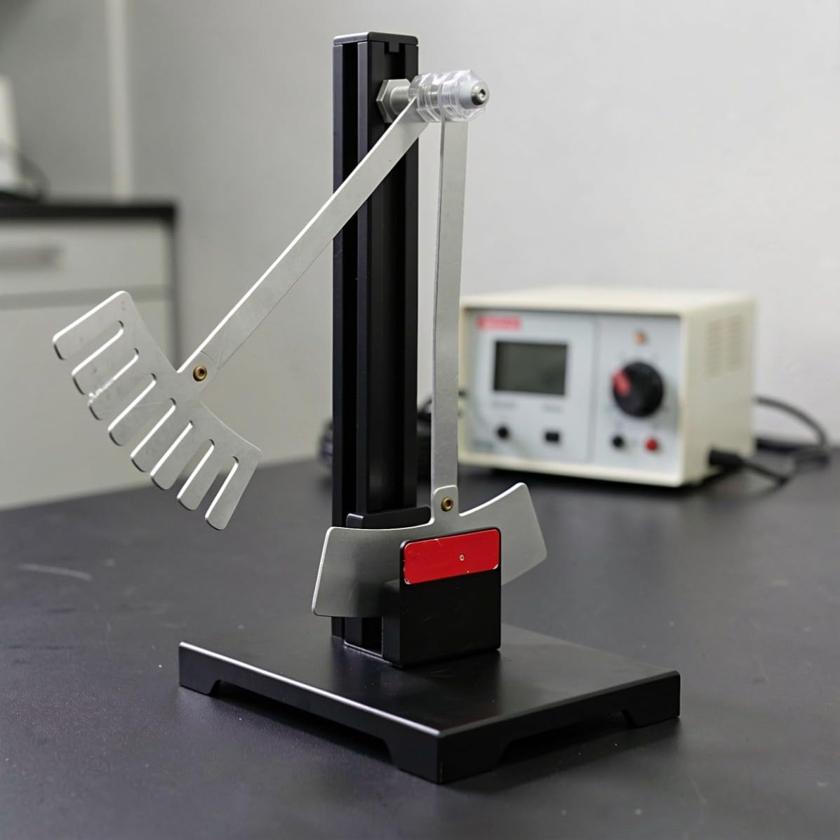 Ensemble de Laboratoire D’électromagnétisme pour Classe, Démonstration