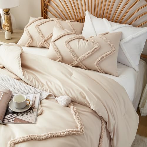 Image of Cupocupa 3-Piece King Size Comforter Set - Beige Bohemian Tufted Lightweight Jacquard Bedding with 2 Pillow Shams for All Seasons