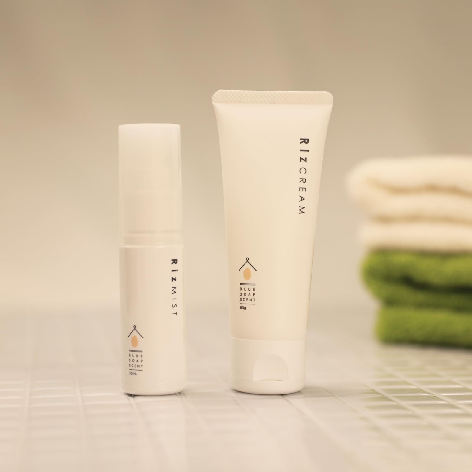 Amazon.co.jp: Riz（リズ）フェミニンケアミスト30mlデリケート