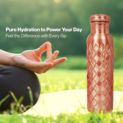 Image of Pure Copper Water Bottle, Copper Drinking Bottle Diamond Cut , 32 oz | 100% pure copper, Ayurvedic Tamra Jal vessel, leak-proof screw cap, cleaning brush included, reusable
