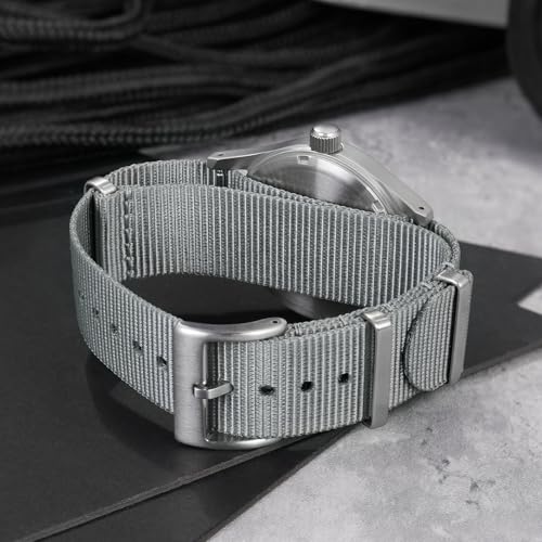 Image of Militado ML12 38mm Mens Watch - Sweep Hand VH31 Mecha-Quartz Movement Domed Sapphire Crystal Quartz Watch C3 Luminous 100M Waterproof