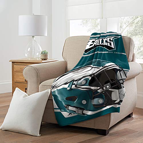 Northwest-NFL-Philadelphia-Eagles-46x60-Micro-Raschel-Run-Design-RolledBlanket-Team-Colors-One-Size-1NFL059050011RET