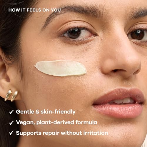 Image of Earth Rhythm Matcha Mochi Cleanser - Brightens with Glutathione 100g