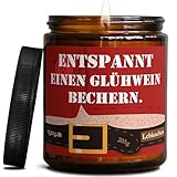 SOJAWACHS DUFTKERZE: Kerzengröße: 9,2 x 7,3 cm; Gesamtgewicht: 420g. Jede Kerze wird schmunzelnd von uns in Berlin hergestellt. Unsere Kerzen bestehen aus 100 % natürlichem Sojawachs und haben einen Baumwoll-Docht.