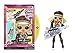LOL Surprise OMG Remix Rock Muñeca FAME QUEEN - 15 sorpresas que incluyen keytar, vestido, zapatos, cepillo, soporte para muñecas, letras y paquete de tocadiscos - Edad: 4+