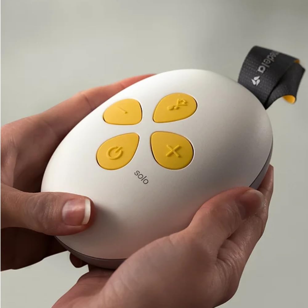 Nouveau tire-lait Medela Solo – Tire-lait électrique simple et facile à utiliser avec boucliers flexibles, offrant plus de confort et d'expression plus de lait