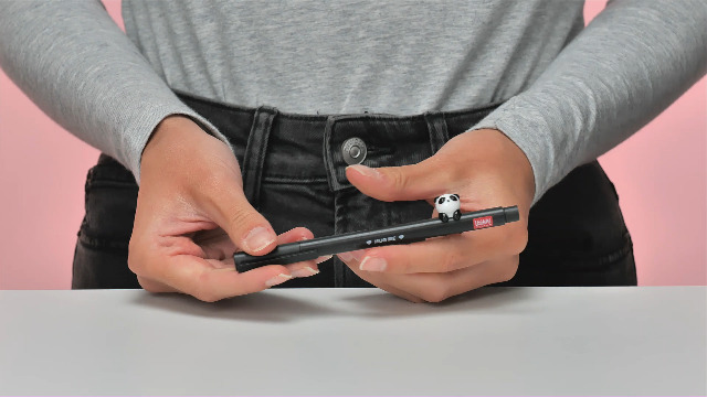 Legami Penna Gel Con Animaletto Sloth - Inchiostro Blu 0.5mm, Decorazione Rimovibile, Anti-Rotolamento (Confezione Da 2) - Foto 11