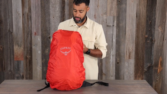 Amazon.com : Osprey Hikelite LT 16L Hiking Backpack - Lightweight Travel Daypack with Rain Cover for Men and Women, Tundra Green : Sports & Outdoors Amazon.com : Osprey Hikelite LT 16L Hiking Backpack - Lightweight Travel Daypack with Rain Cover for Men and Women, Tundra Green : Sports & Outdoors