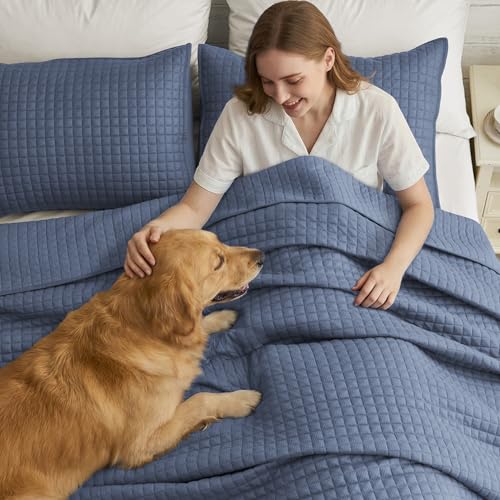 Image of Wonderful 3 Piece Waffle Weave Quilt Set King, Dusty Blue Lightweight Bedspread Coverlet for All Season, Ultra Soft Microfiber Bedding Set with 2 Pillow Shams, Waffle Pattern Quilted Design 104 inchx94 inch | Breathable & Cozy