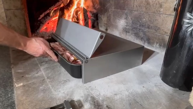 Coppo Rectangular Con Puerta De 45 X 35 X 13 Cm De Altura Para Chimenea