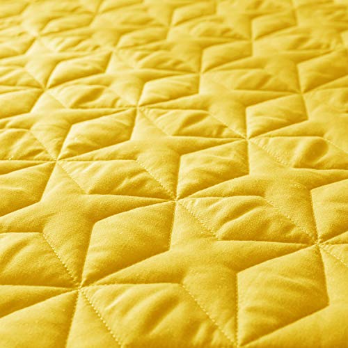 Whale Flotilla Quilt Set Queen Size, Soft Microfiber Lightweight Bedspread Coverlet Bed Cover (Star Pattern) For All Seasons, Yellow, 3 Pieces (Includes 1 Quilt, 2 Shams) #TOP5