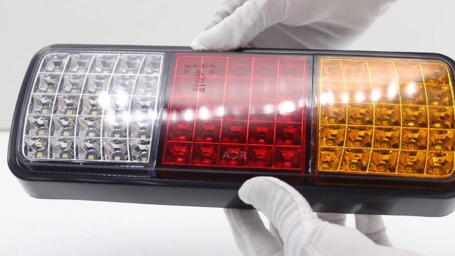 Amazon | X-STYLE トラック テールランプ汎用 led ウインカー ブレーキ
