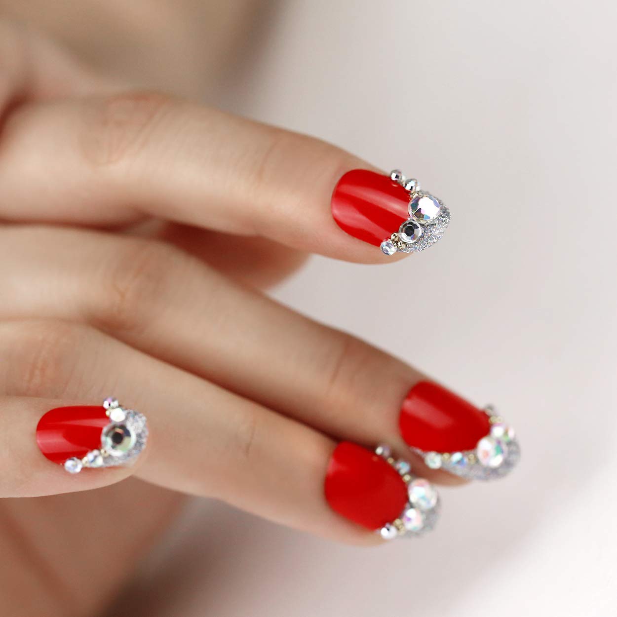 Amazon.com: ArtPlus Fake Nails 24pcs Christmas Red Silver Glittering with  Diamonds Maternity Pre-glued False Nails with Glue Full Cover Oval Short  and Small Nails Art : Everything Else