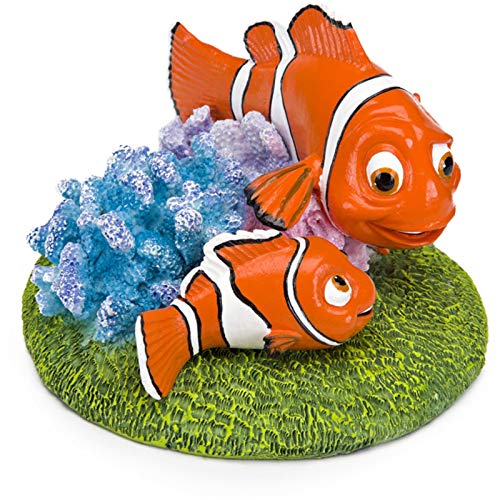 Image of Penn-Plax Finding Nemo Resin Ornament for Aquariums, Nemo and Marlin, 4-Inch (NMR7)