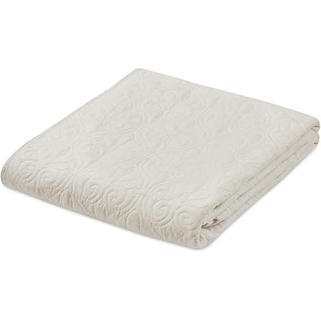 Luxurious Quilted Throw Blanket: Elevate Your Comfort with Madison Park