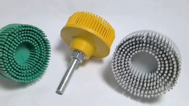 Image of 6Pack 2Inch Bristle Disc Grit, 50# 80# 120# with 1 /4 inch Shank Attachment Abrasive Coating Removal Disc for Metal