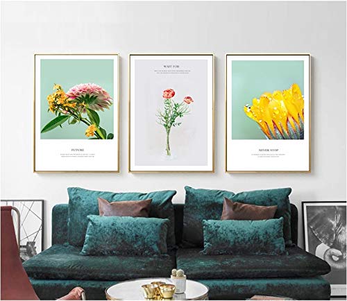 Peinture fleurs fraîches triptyque pour un salon lumineux