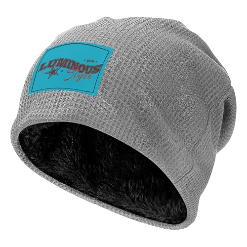 Chapeau texturé haut de gamme à motifs lettres pour allure élégante