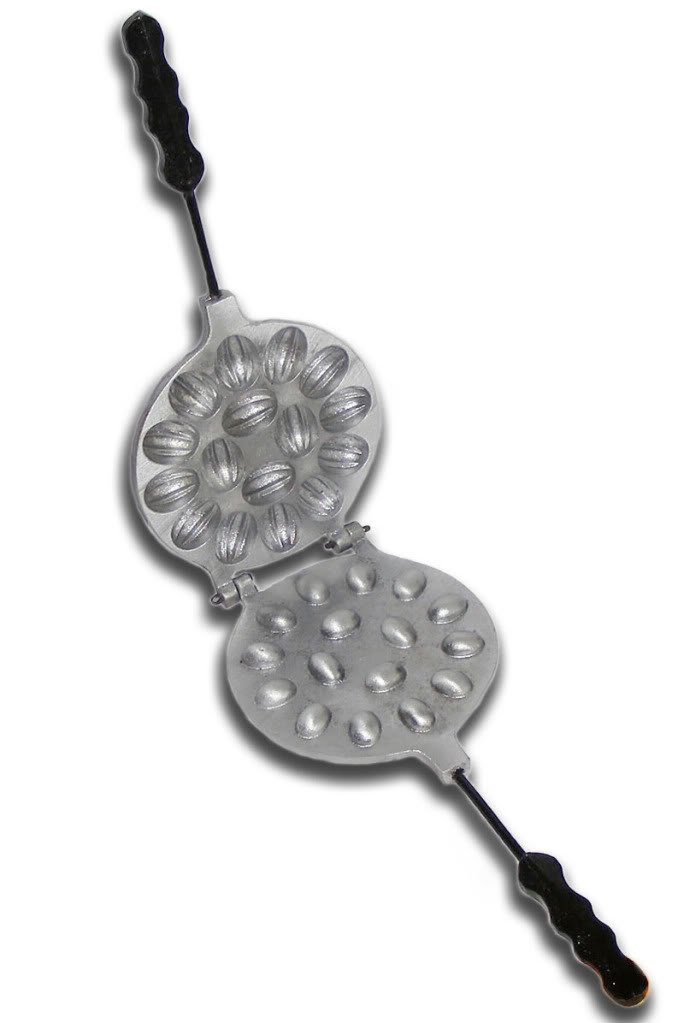 Metal Mould - 16 Sweet Russian Oreshki Nutlets