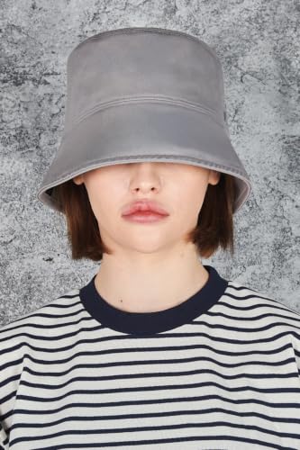 Image of VARZAR Official Store /Stud Drop Over fit Bucket hat / 6colors Unisex Deeper Small face Effect UV Protection hat