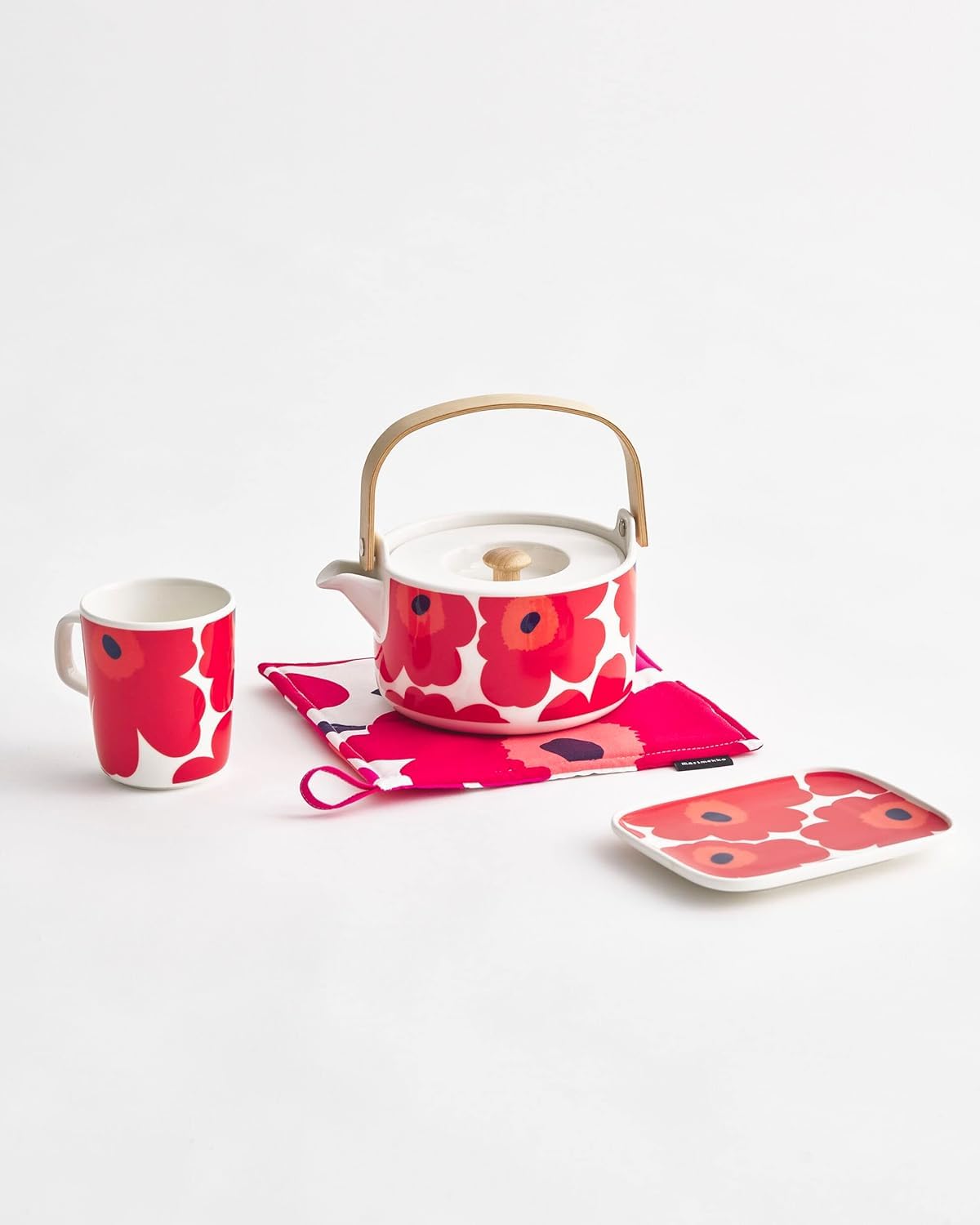 Amazon.com | MARIMEKKO Oiva Unikko Mug – Refine Your Kitchen