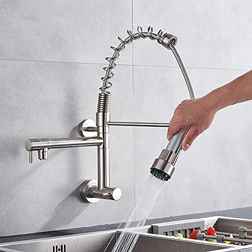 Robinet évier noir en laiton pour moderniser votre cuisine ouverte et faciliter la vaisselle