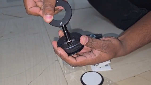 Watch Product Unboxing Video on Amazon Live